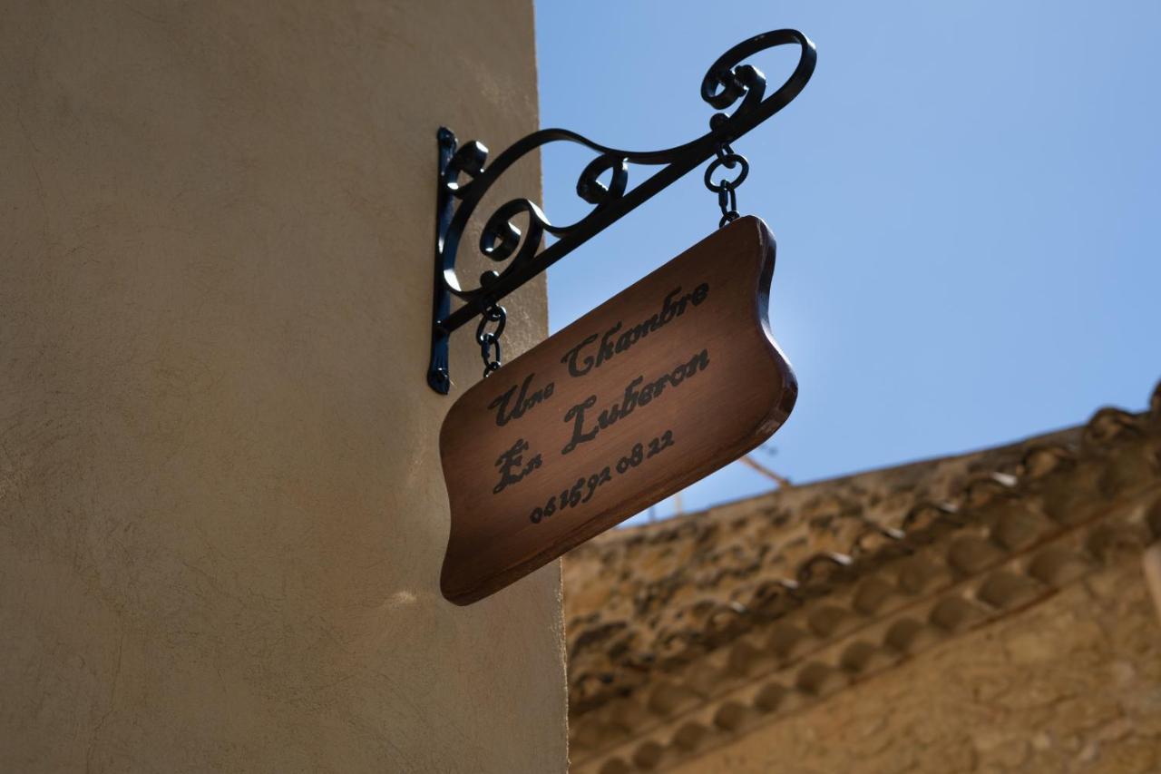 Une Chambre En Luberon Puyvert Екстер'єр фото